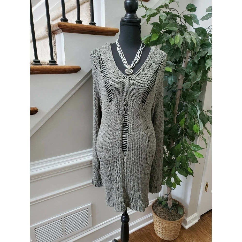 Charlotte Russe Women's Green Nylon & Acrylic Long Sleeve V-Neck Blouses Size 3X